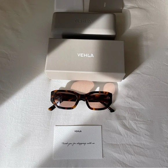 Vehla Felix Sunglasses in Choc Tort/Toffee 🤎✨ - Picture 10 of 16